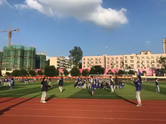 学位添加后不同区域的学生取得更加均衡