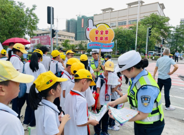 网约车无证运营等违法违规行为坚决铲除